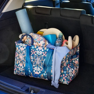 Vera Bradley Large Car Tote 4 Vera Bradley Large Car Tote - Image 4