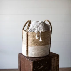 Natural Woven White Seagrass & Rope Basket - Foreside Home & Garden -IRIS Storage Deals Store GUEST 5afd19de bc44 4b0c aa17 e787c4c4e6ad