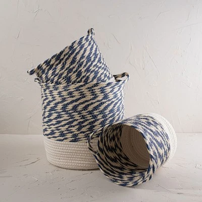 Set Of 3 White & Blue Baskets Cotton & Rope - Foreside Home & Garden 1 Set Of 3 White & Blue Baskets Cotton & Rope - Foreside Home & Garden