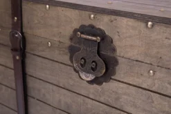 Vintiquewise Old Fashioned Large Natural Wood Storage Trunk And Coffee Table -IRIS Storage Deals Store GUEST b03871b7 0632 440e 82b6 6beed2b2643d